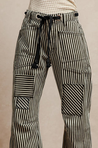 BIB110 - STRIPED BARREL JEANS