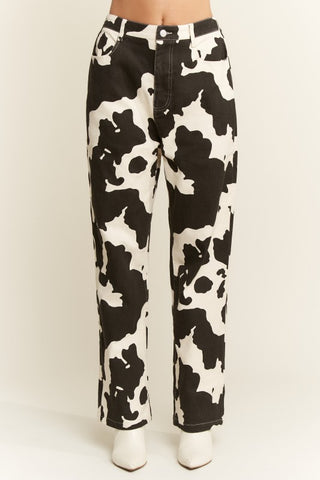 JBJ107 - COW PRINT JEANS