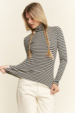 JBJ114 - CURVY STRIPE TURTLENECK -