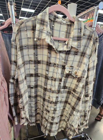 EAS108 - DISTRESSED PLAID SHACKET