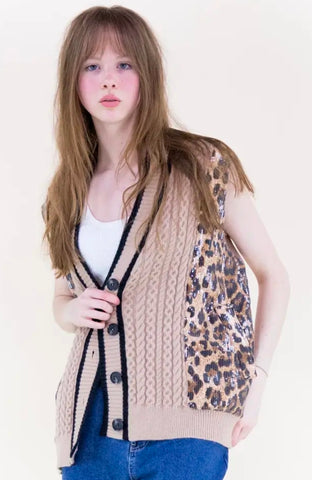 USA106 - SEQUIN/LEOPARD SWEATERVEST