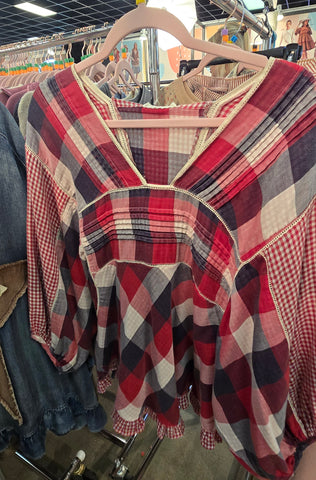 EAS109 - RED PLAID DOLMAN SLV TOP