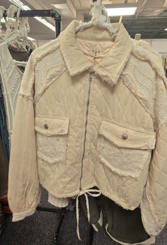 POL123 - CREAM QUILTED JACKET -